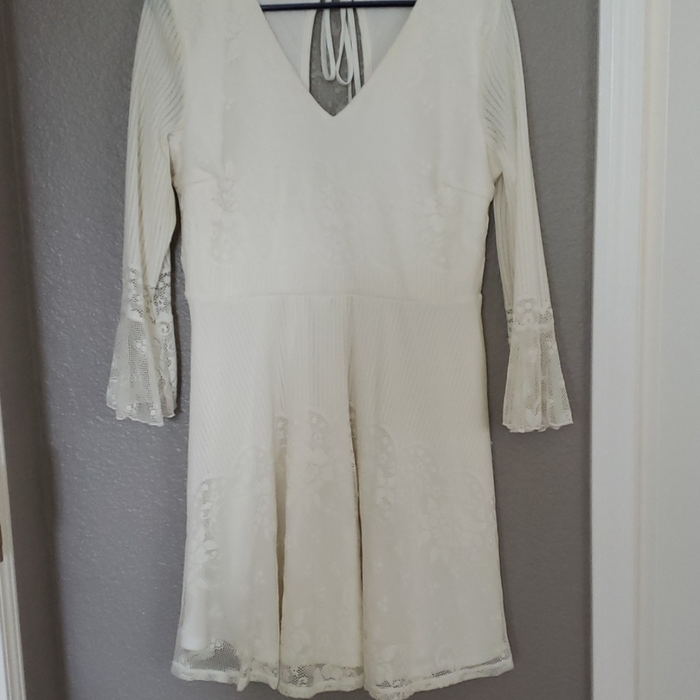 Dress - Picture 2 of 5